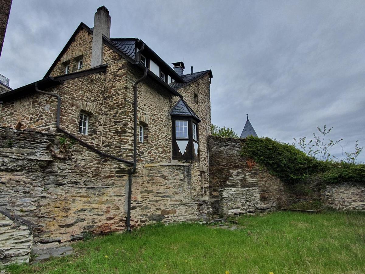 Villa Waechterhaus Auf Der Sauerburg Sauerthal Exterior foto